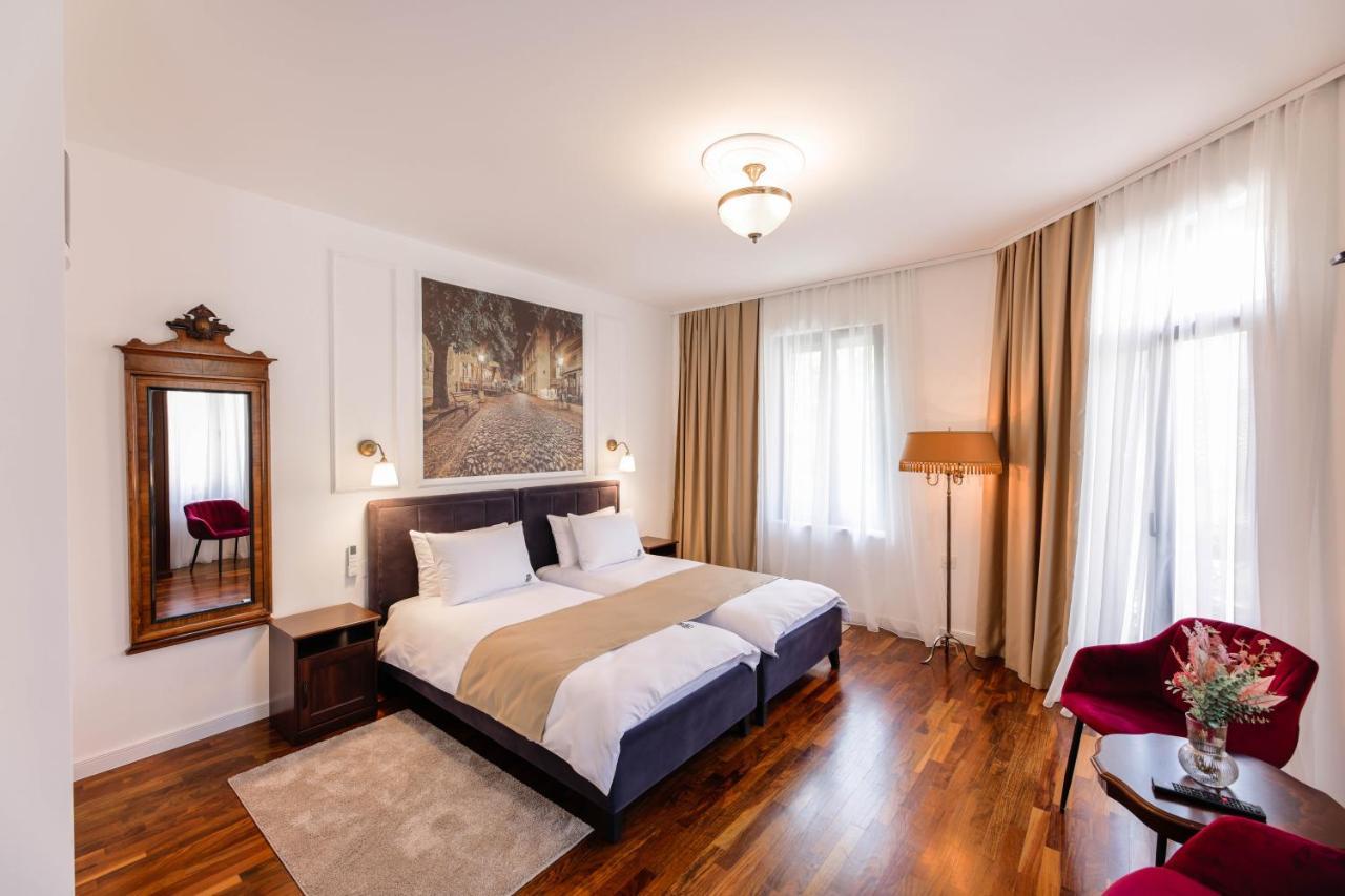 Habitación Doble Deluxe con balcón